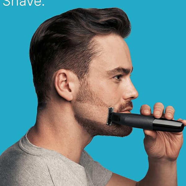 Braun Series XT3 Hybrid Electric Shaver & Beard Trimmer – 4D Blade, Wet & Dry Use, Black (XT3200)
