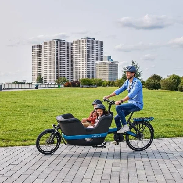 Gazelle Makki Travel